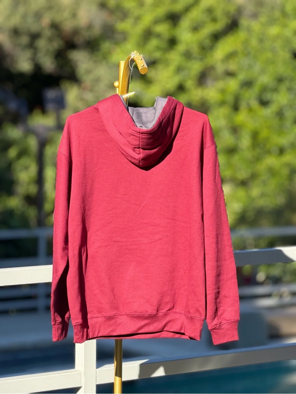 Prairie Mountain comfortable red